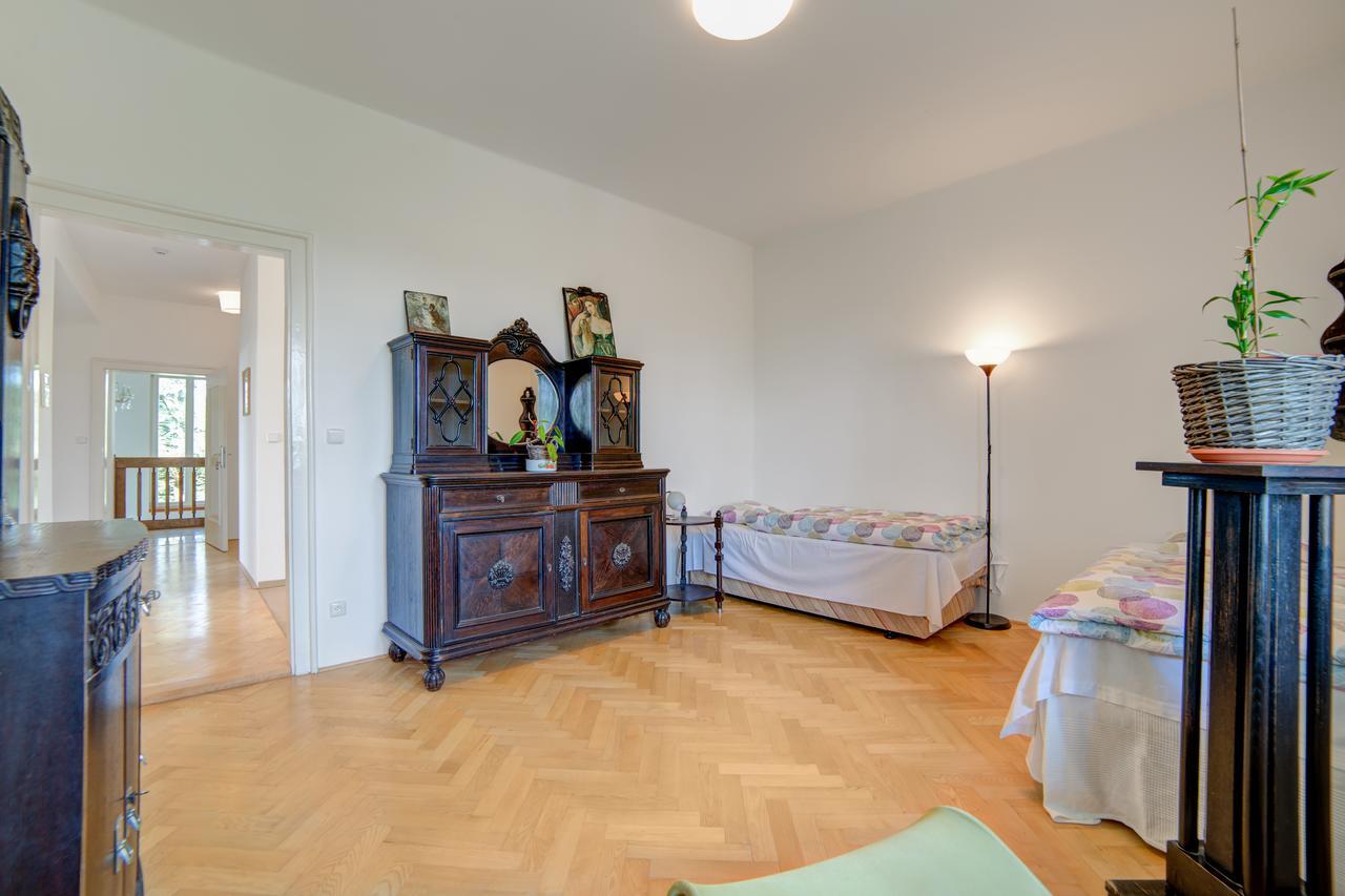 Nosislav Apartments Eksteriør bilde