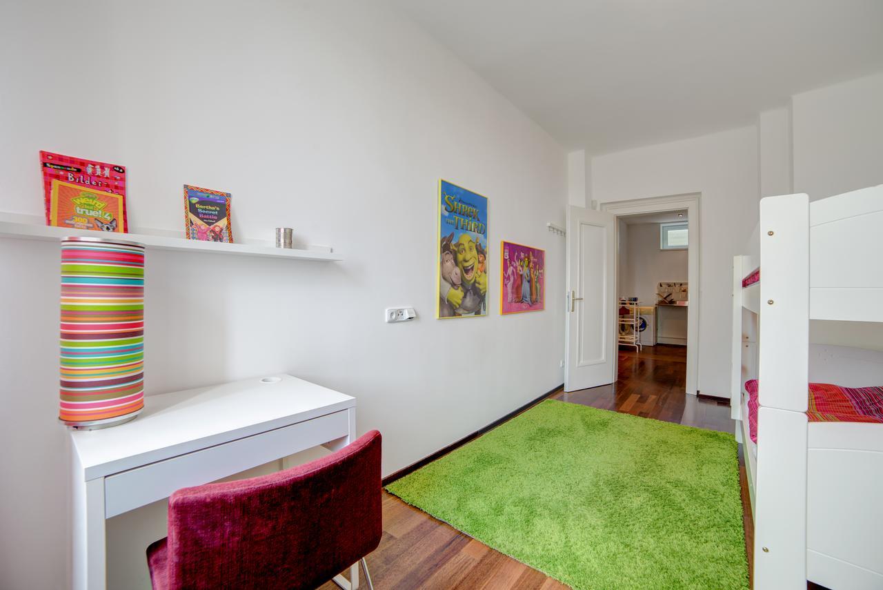 Nosislav Apartments Eksteriør bilde